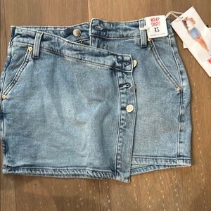 Celebrity Pink Light Blue Denim Skirt
